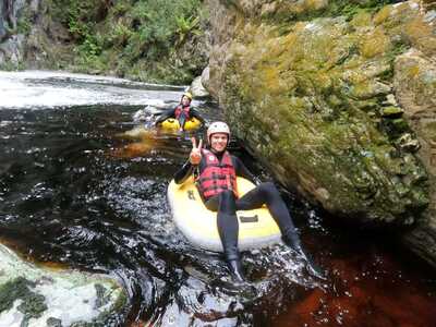 Sur une bouée dans la Storms River